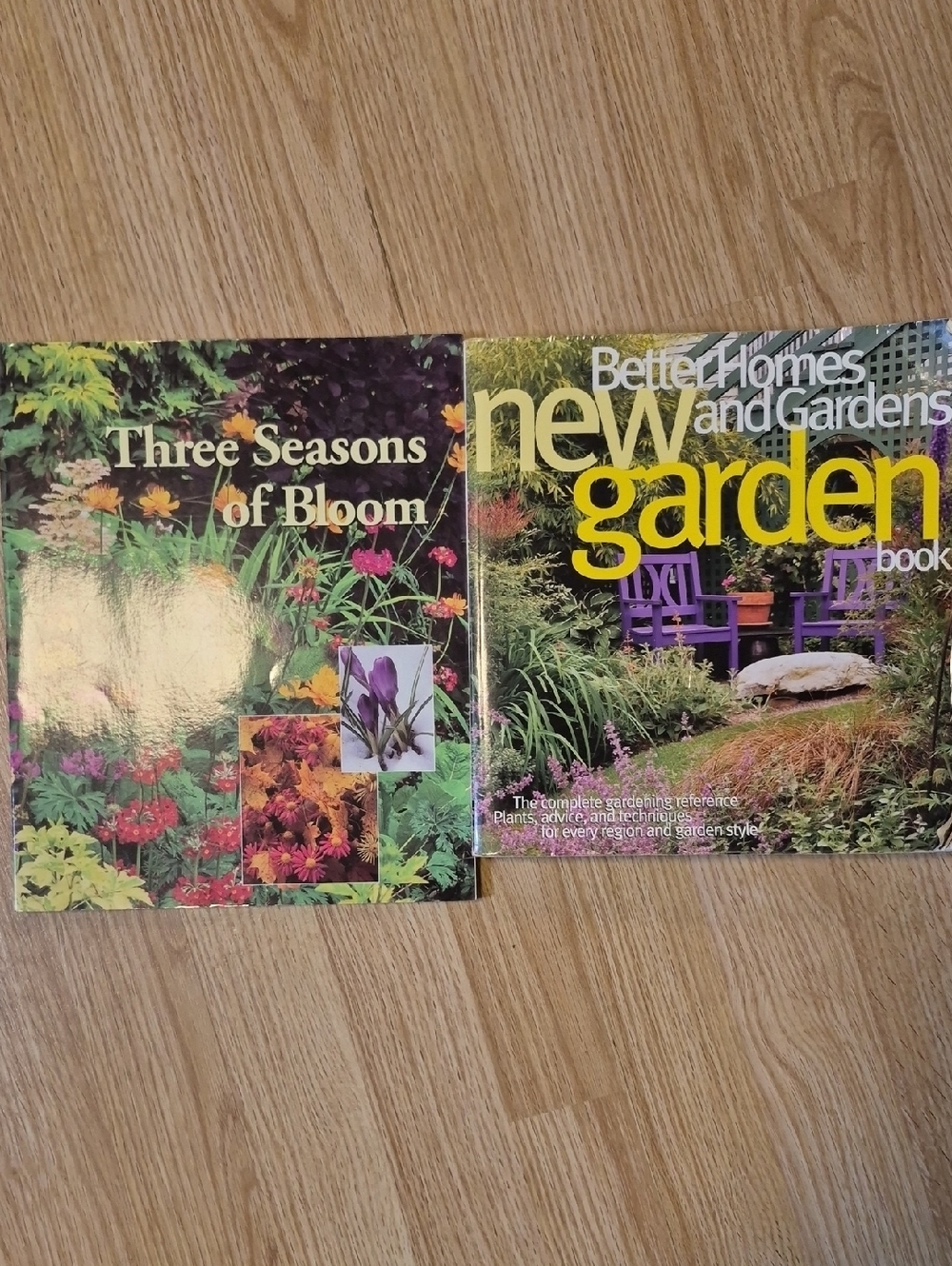 💥5/35 Better Homes And Gardens Garden Book And Three Seasons Of Bloom Book